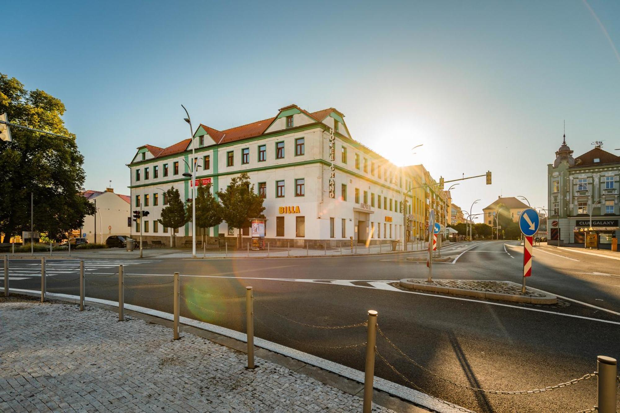 Grand Tabor Hotell Exteriör bild
